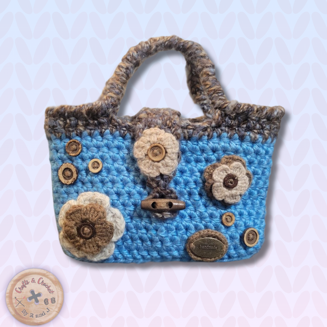 Crochet Clutch - R140 Crochet Clutch - R140